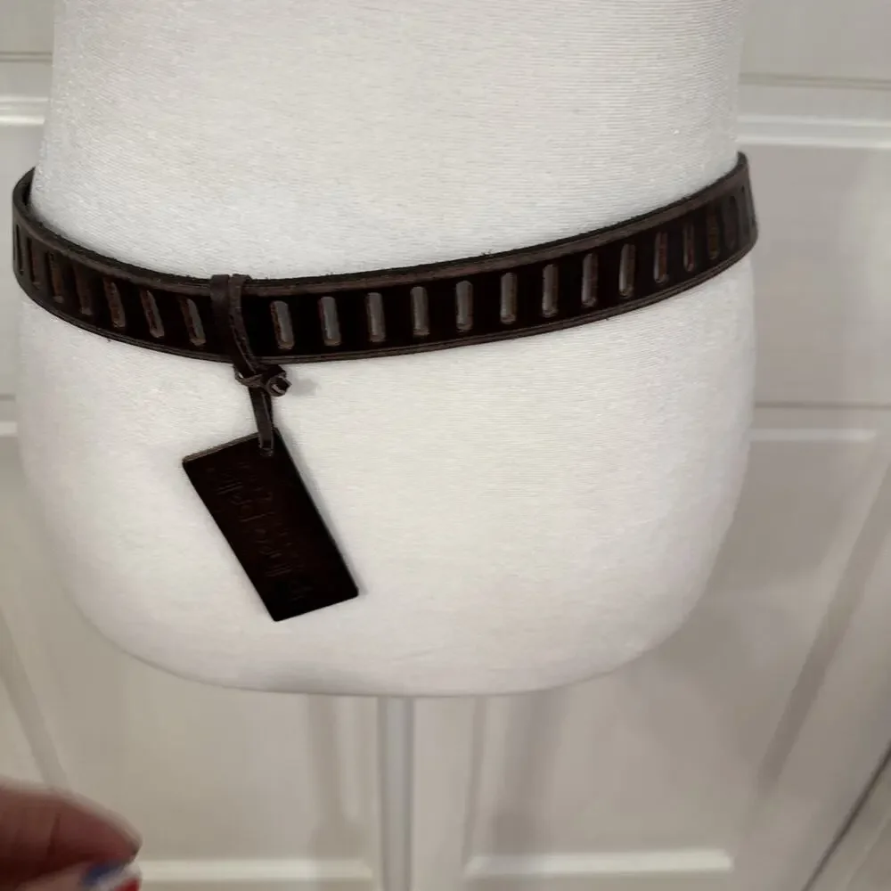 Women’s Linea Pelle wood articulated belt. G Leather Size M-L